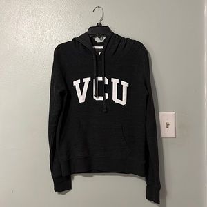 Dark grey VCU fitted sweatshirt.
